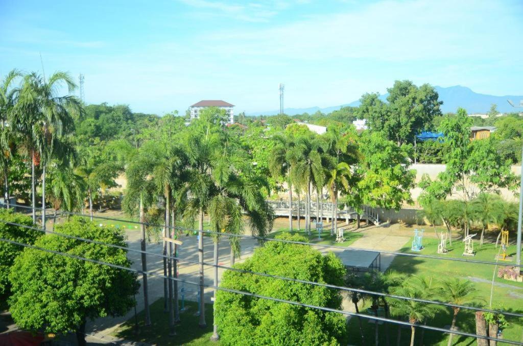 Chinawat Hotel Sukhothai Exterior foto