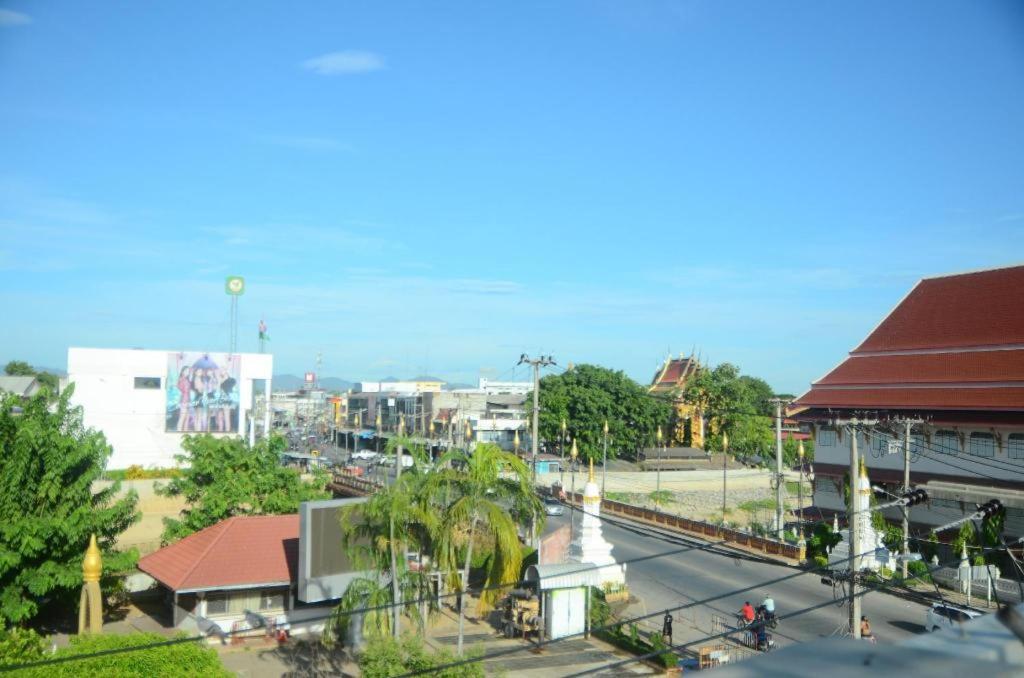 Chinawat Hotel Sukhothai Exterior foto